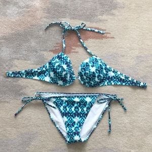Victoria’s Secret Bikini Set